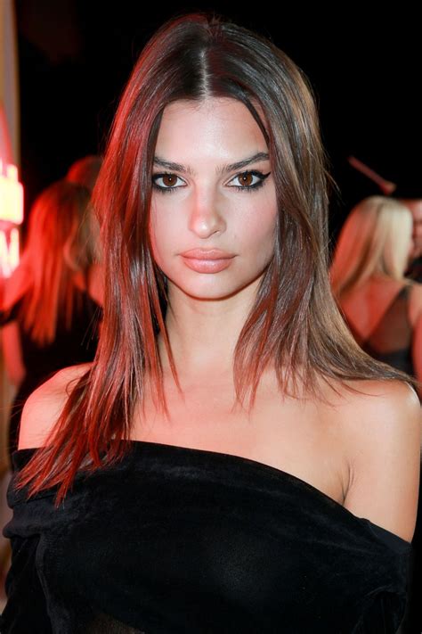 Emily Ratajkowski